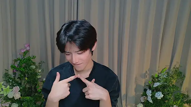Lumi-ya 网络视讯表演