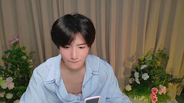 Lumi-ya 网络视讯表演