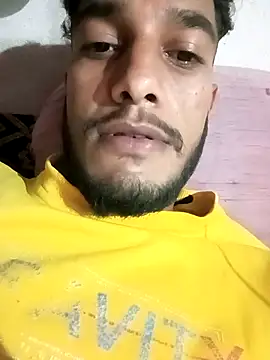 Show modela bebyluo na web-kameri