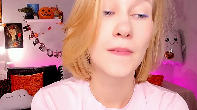 Chat XXX en directo de LovieVivien