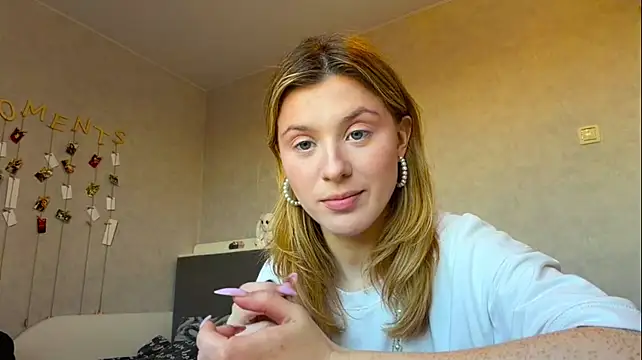 TawnyaMaga's Webcam Show