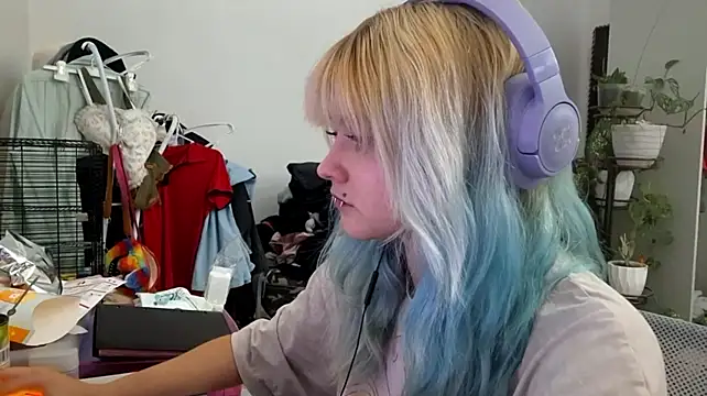 TwilaOhlmann Show in webcam