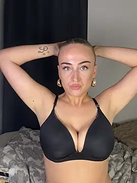 sara_milano Webcamshow