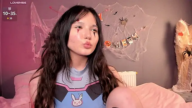 Chatroom XXX en direct de Yuki_Mori