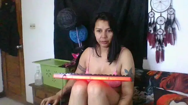 Cristal_v_J's Live XXX Chat
