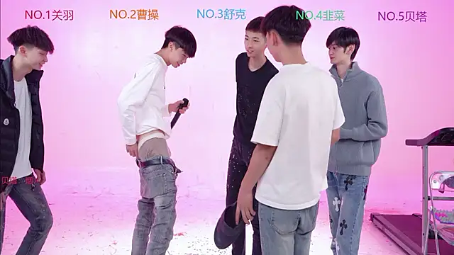 Alive-888 网络视讯表演