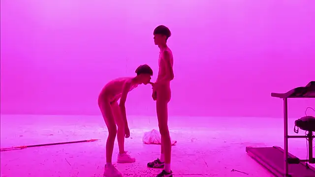 Alive-888 Show in webcam