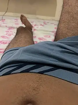 Calvyn097 Webcam Show