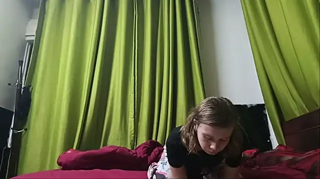 ElmerPattillo's Live XXX Chat