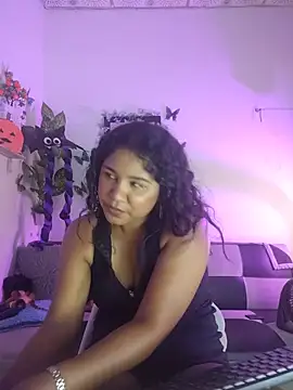 lucy_hairypussy14 Webcam-Show