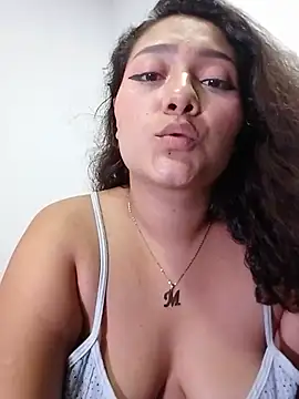 Chat +18 de snake_mia ao vivo