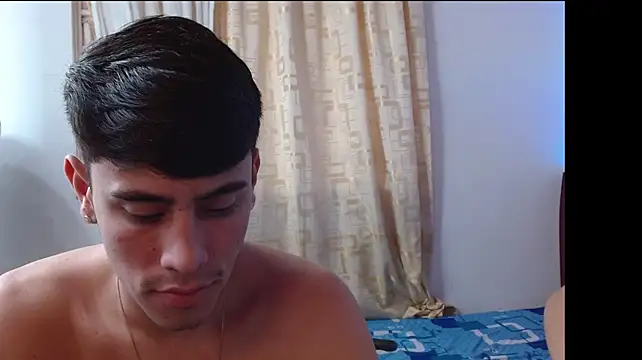 Chat +18 de savagecouple11 ao vivo
