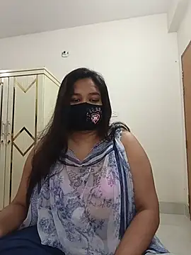 Porimoni-007 webkamerás műsora
