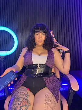 Helledy-fire – Live XXX-chat
