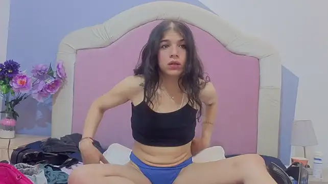 Show modela Katthyle na web-kameri