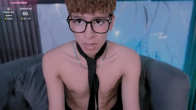 Chat +18 de shikimori_ ao vivo