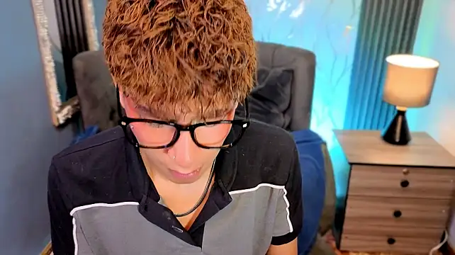 Webkamerová show shikimori_