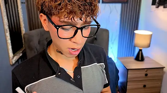 shikimori_n Webbikameraesitys