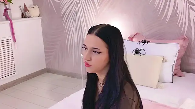 AdriaQuinn Webcamshow