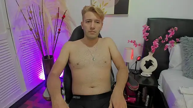 Loogert11 Webcam show