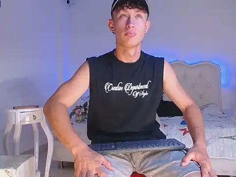 Maverick27_ Webcam-Show