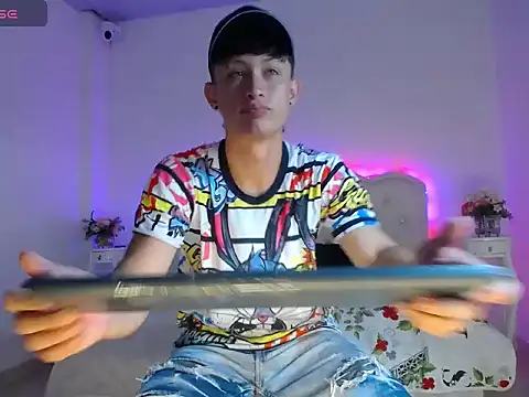 Maverick27_ Webcam-Show