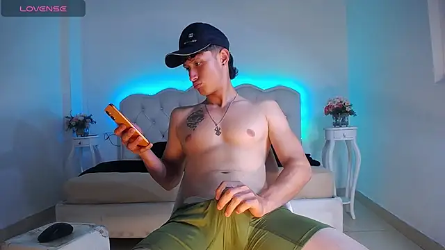 Maverick27_ Webcam-Show