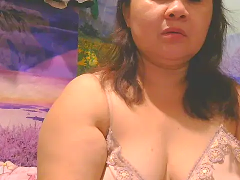 Yummykiel Pertunjukan Webcam