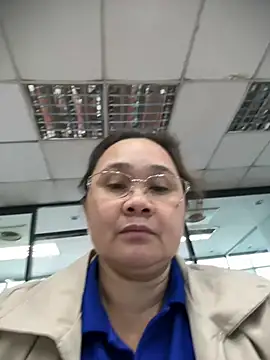 Yummykiel Pertunjukan Webcam