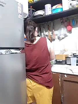 Yummykiel Pertunjukan Webcam