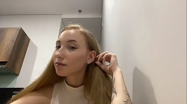 LaureneBoutet Chat XXX live