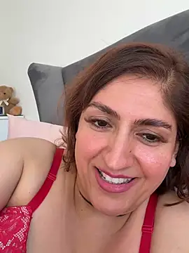 Spicykareena Chat XXX live