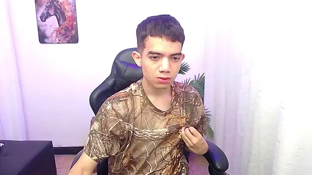leandrocum18 Webcamshow