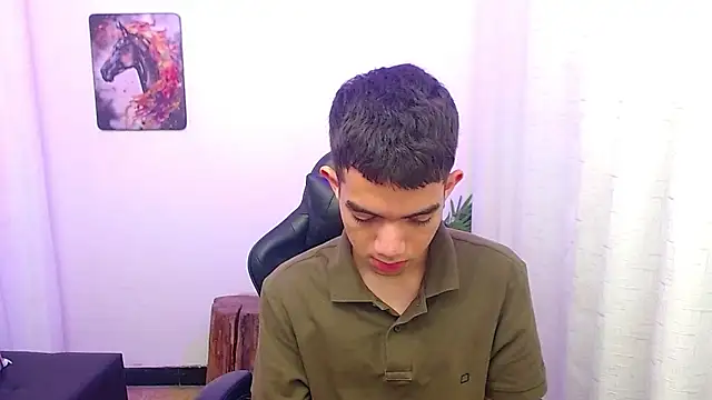leandrocum18: вебкам-шоу