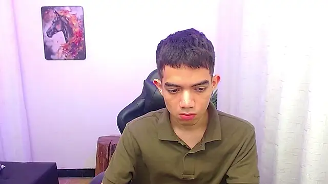 Вебкам-шоу leandrocum18