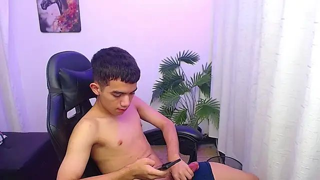 leandrocum18n Webbikameraesitys