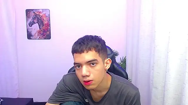 leandrocum18: вебкам-шоу