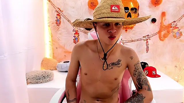 Julian_Stonee1's Webcam Show