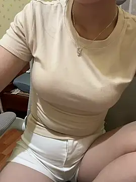Kira_isuのライブXXXチャット