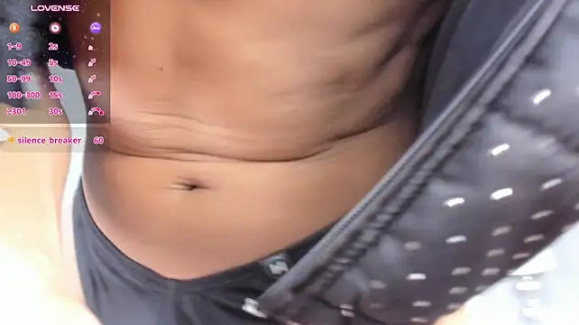 Show modela SammyMillers na web-kameri