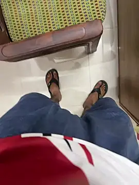 Show modela slimmdaddyy na web-kameri