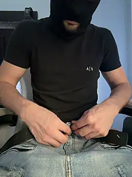 הופעת וובקאם של Whiteboii2026