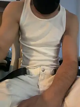 Whiteboii2026 Show in webcam