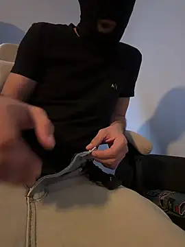 Whiteboii2026's Webcam Show