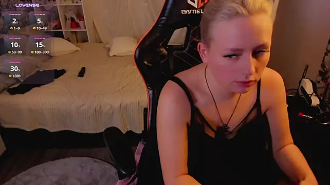 Show de Mia_Peaches na webcam