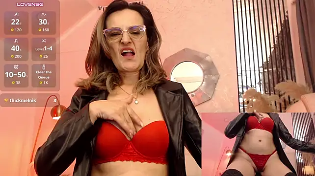 Abril_SexxX: онлайн-секс-чат