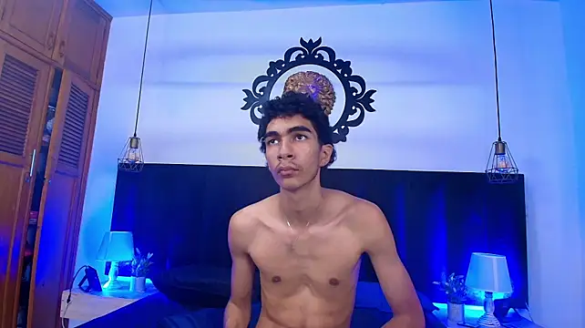 Cam_stom 在線直播表演