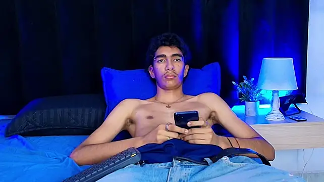 Pertunjukan Kamera Web Cam_stom