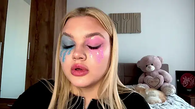 LorriHeppeard Chat XXX live