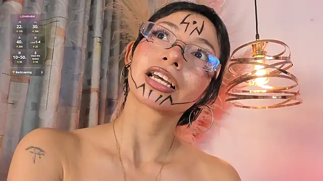 Roxanne_bx's Live XXX Chat